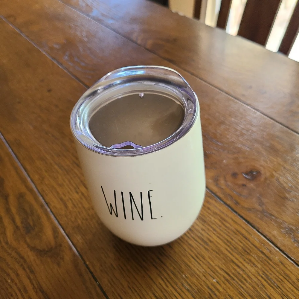 Rae Dunn insulated metal Wine! tumbler with lid.❤️